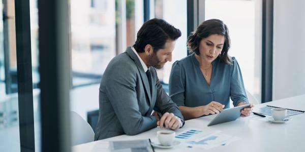 Regulation by rules or outcomes: the importance of context